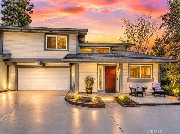 7300 E Singingwood Dr, Anaheim, CA 92808