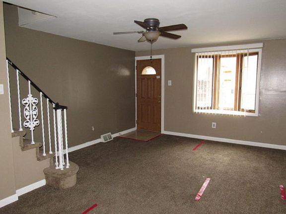 3rd image of 2413 S Darien St