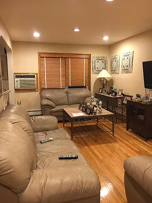 Rented by Compass | media 41