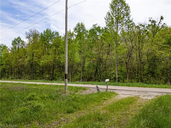 12025 Pleasant Valley Rd, Frazeysburg, OH 43822
