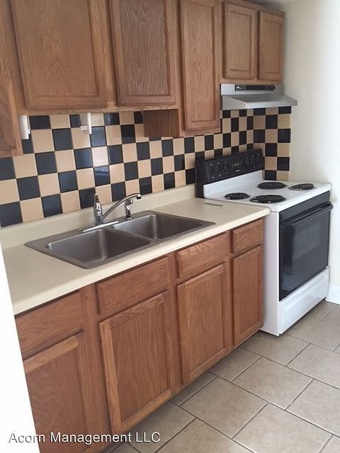 2nd image of 41 Raylen Ct
