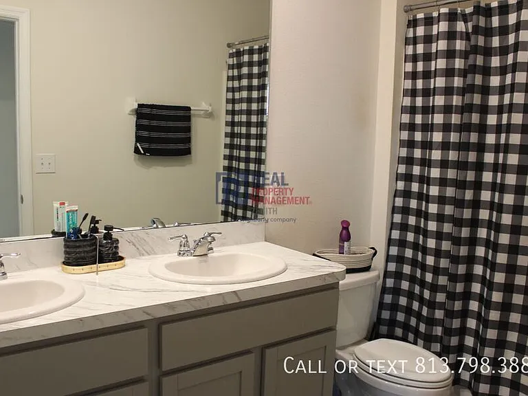 3199 Suncoast Plains Dr — Photo 15