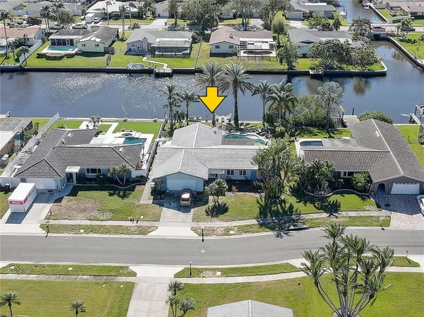 2179 Waterside Dr, Clearwater, FL 33764