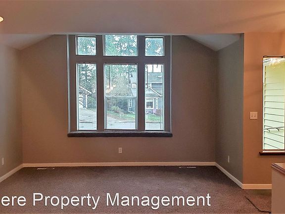 3rd image of 2338 NE Adler Ct