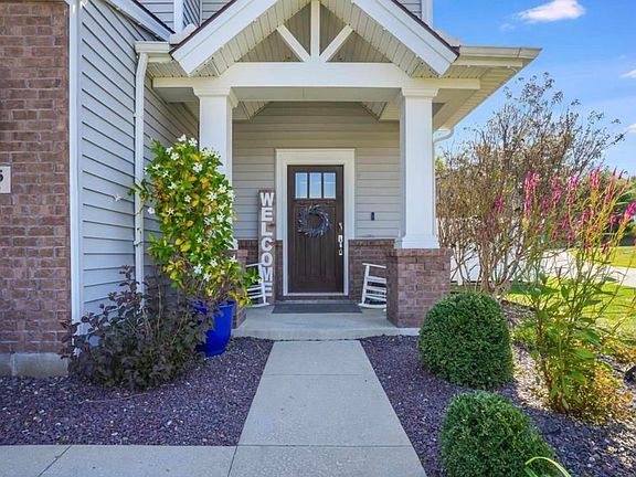 3rd image of 2415 Belize Dr