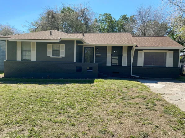 1716 Glenwood Cir, Garland, TX 75042