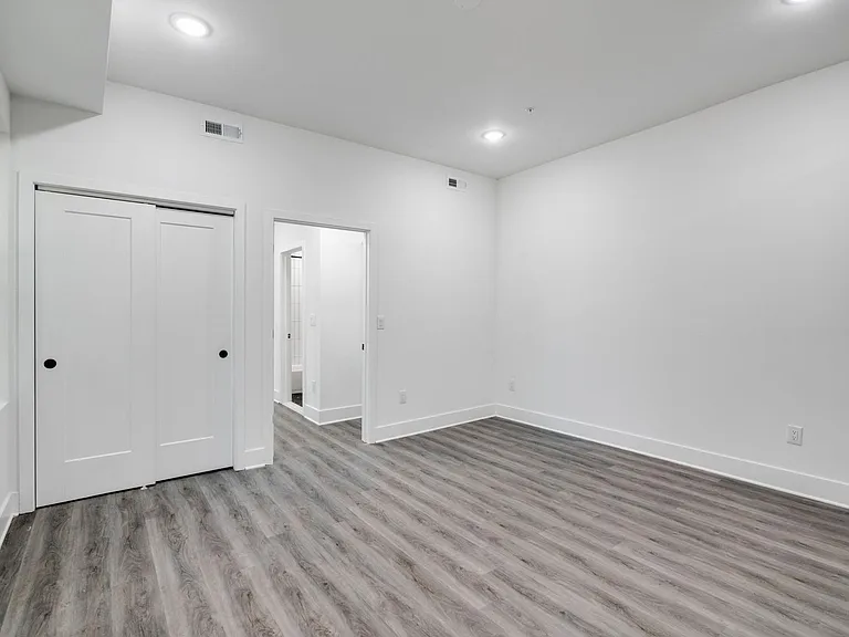 4735 Hazel Ave — Photo 116