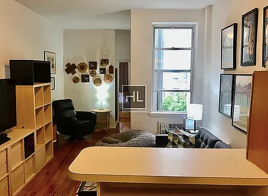 Rented by CitySites Real Estate Group | media 2