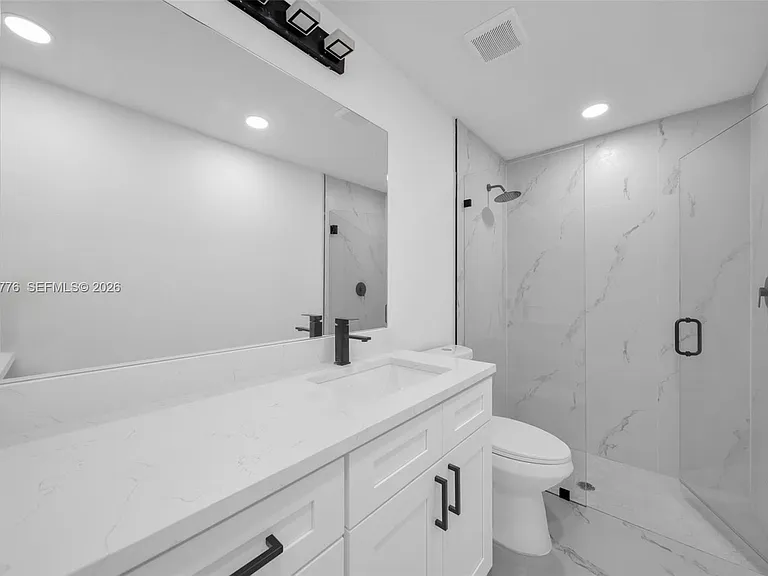 4986 Fairway Ct — Photo 10