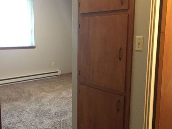 4th image of 103 E Fremont Ave APT 6