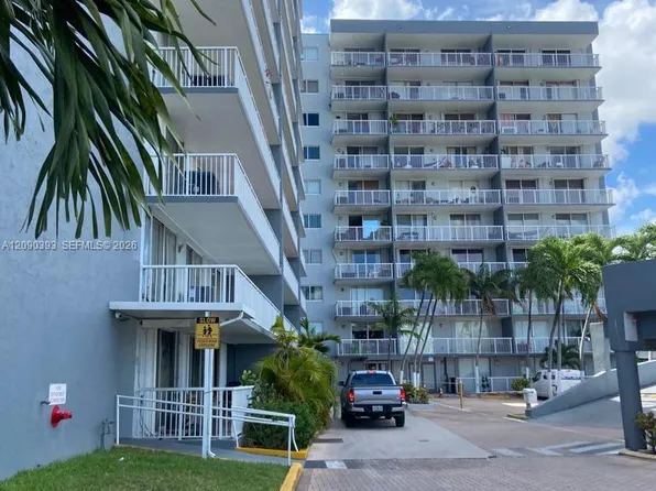 1800 NW 24th Ave APT 614, Miami, FL 33125