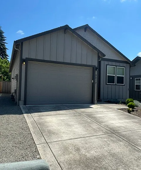 5017 NE 22nd Ave — Photo 1