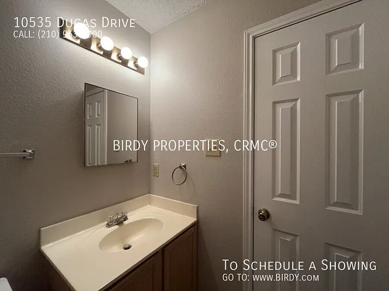10535 Dugas Dr — Photo 37