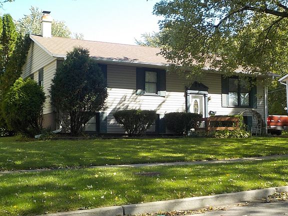 3rd image of 161 Egan Dr