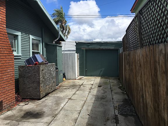 5th image of 4463 37th St