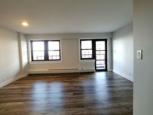 1st image of 111 Wadsworth Ave APT 27C