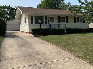 2039 N 23rd St, Springfield, IL 62702