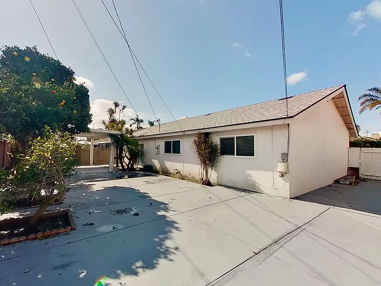 16402 Birdie Ln — Photo 13