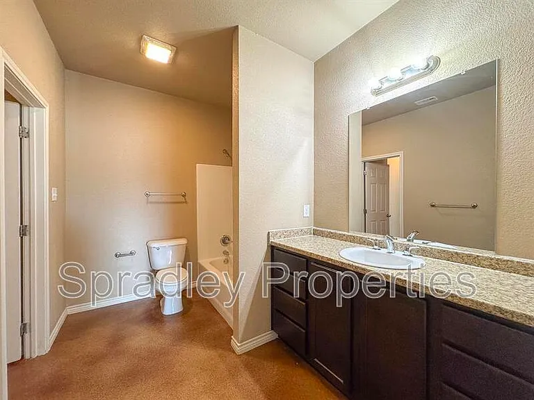 7103A Cameron Park Rd #R — Photo 8