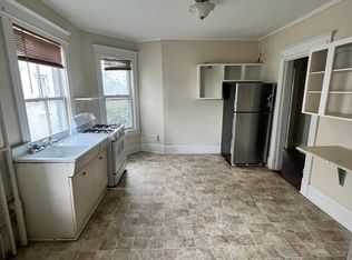 1014 3rd St SW UNIT 1, Roanoke, VA 24016