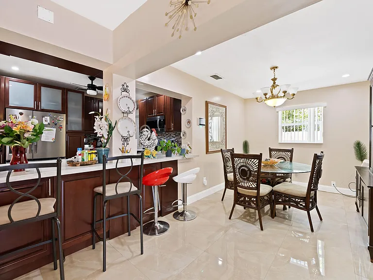 7649 Kismet St — Photo 11