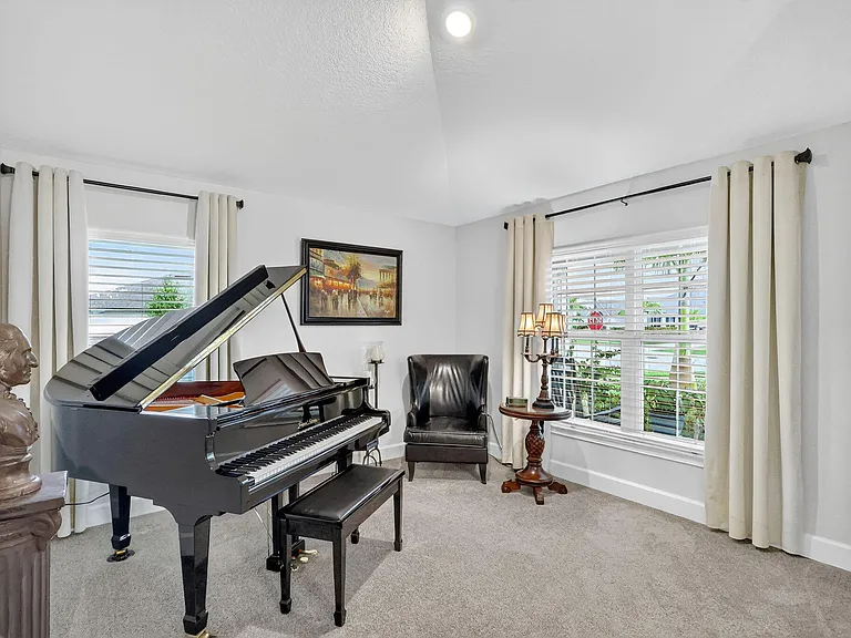 8652 Waterstone Blvd — Photo 23