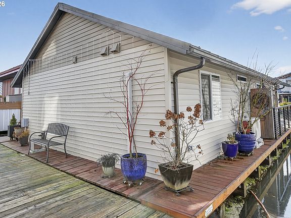 2nd image of 34326 Johnsons Landing Rd #B-7