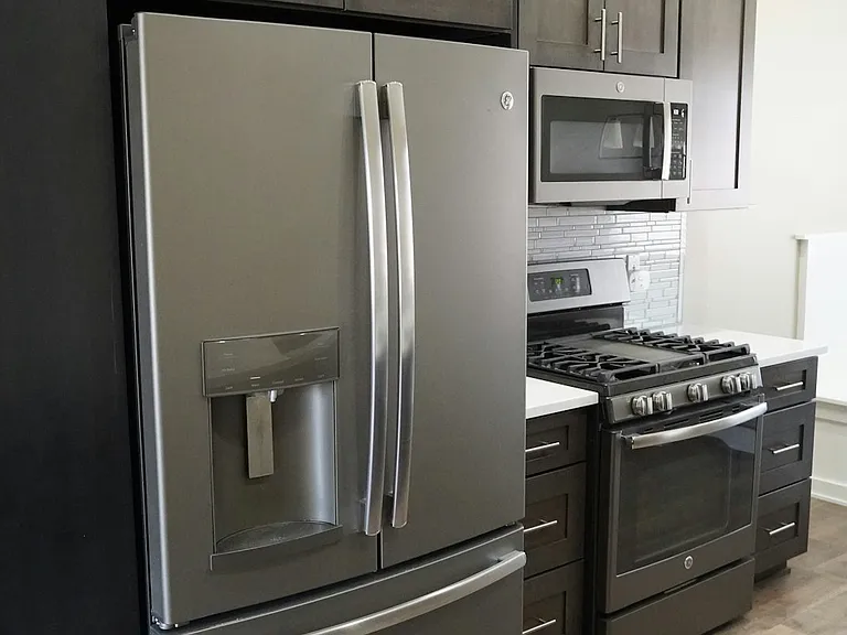 2000 E Doberman Dr #1 — Photo 11