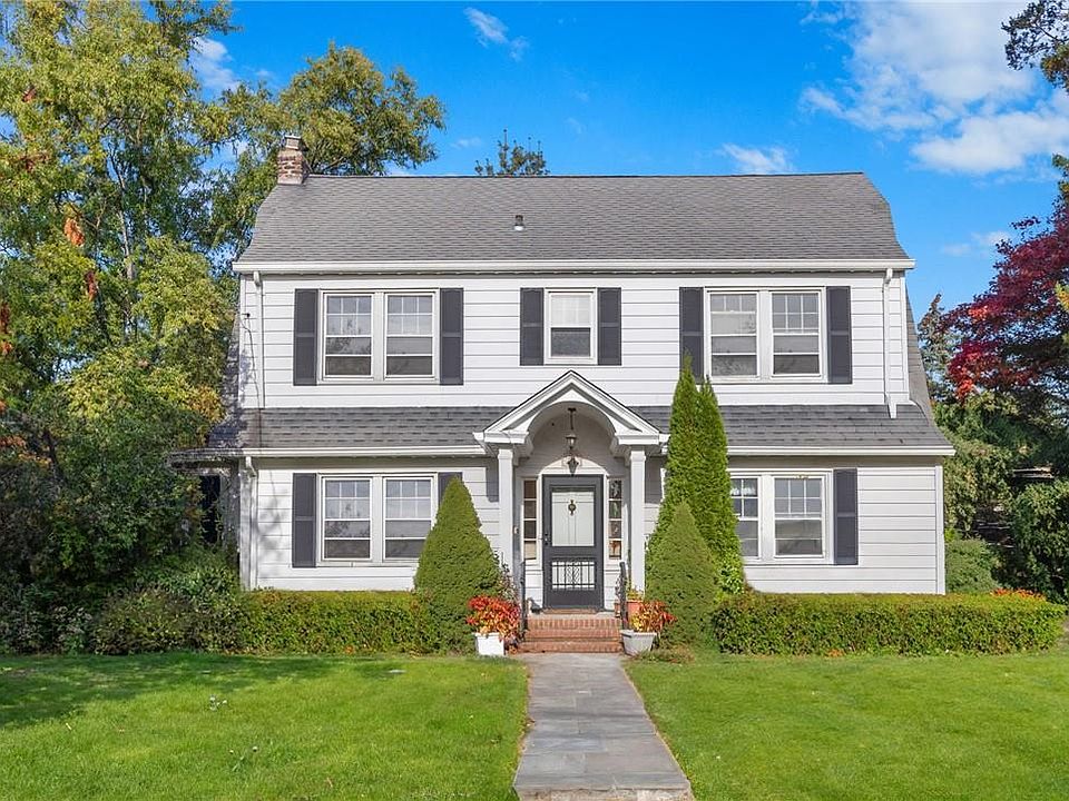1st image of 21 Warwick Avenue