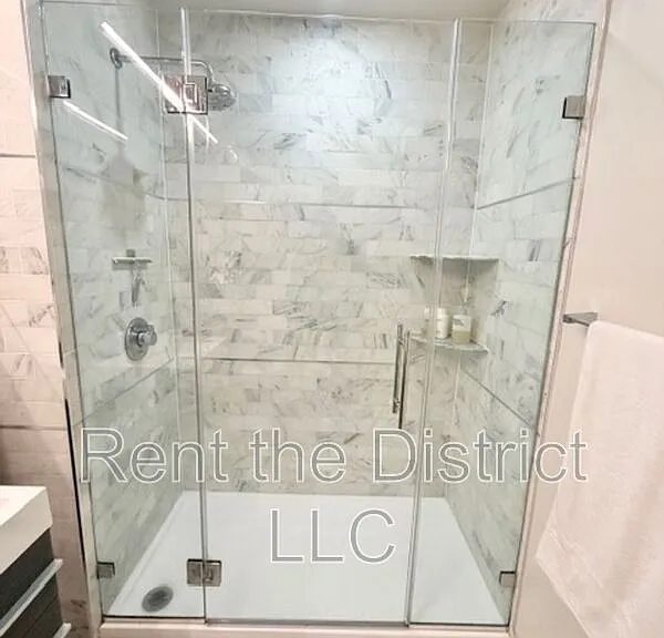 2926 Porter St NW #107 — Photo 12