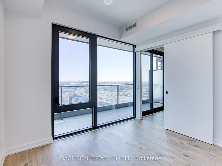 35 Parliament St #1712 — Photo 26