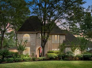 2902 Forest Garden Dr, Kingwood, TX 77345