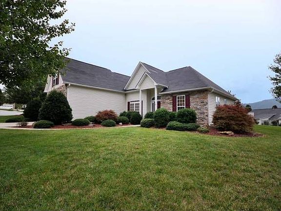 Large Lawn