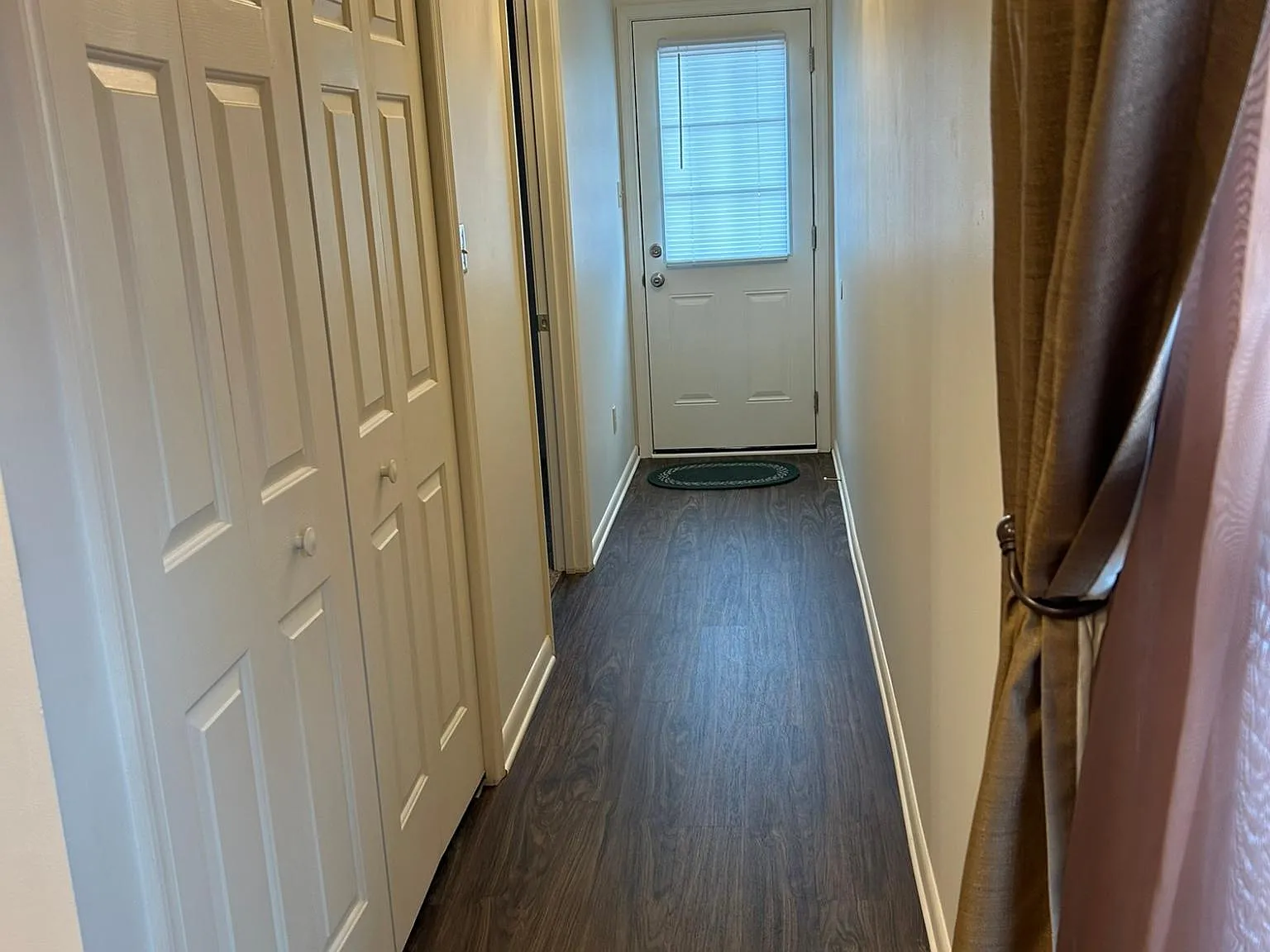 21 Cambridge Ln — Photo 4