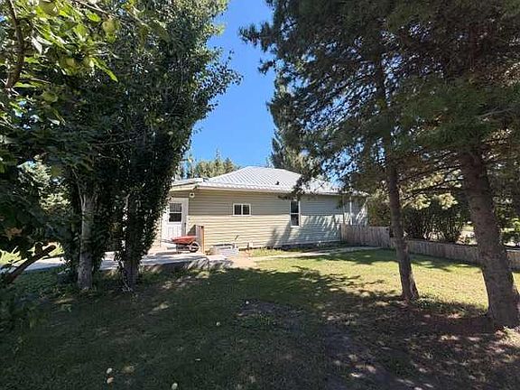 3rd image of 4714 SE 50th St
