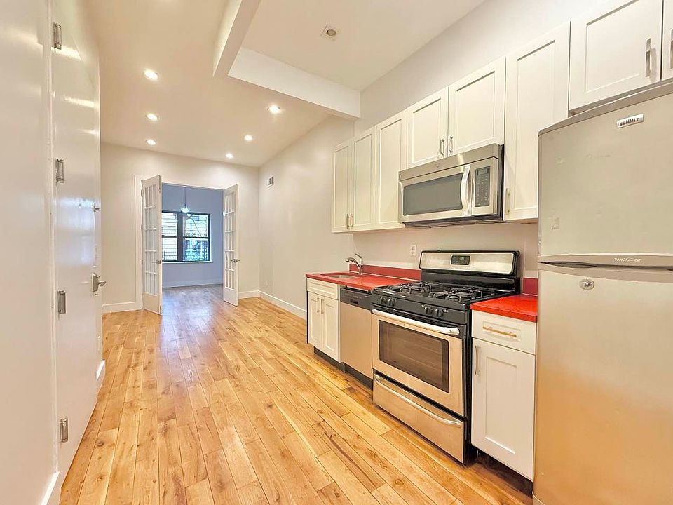 1st image of 186 Wilson Ave #1C