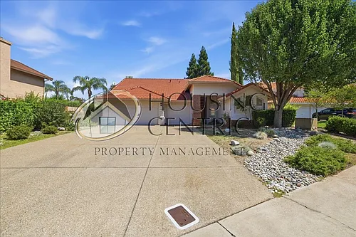108 Pembury Way Photo 1