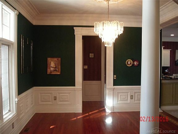 5th image of 48228 Conifer Dr