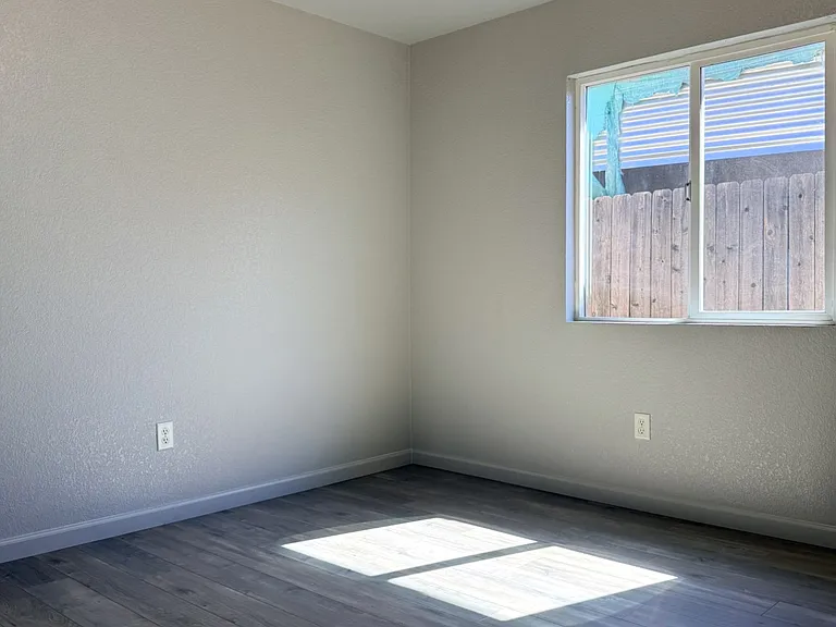 520 Saint Teresa Ct — Photo 14