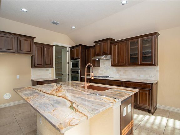 2nd image of 26618 Camden Chase