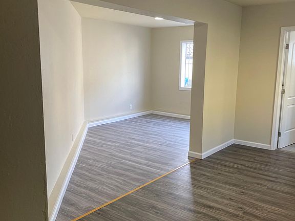 4th image of 867 Huntington Ave #A