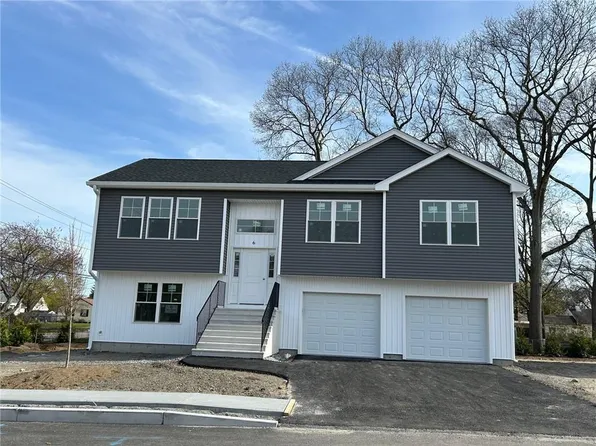 6 Maple St, Warwick, RI 02888