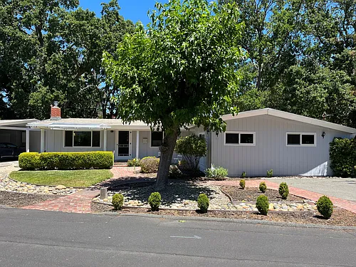 24 Del Rosa Ct Photo 1