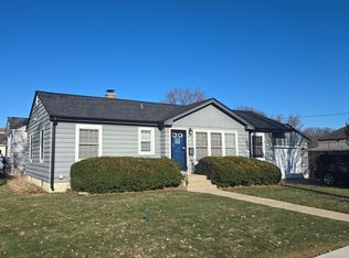 351 S Michigan Ave, Villa Park, IL 60181