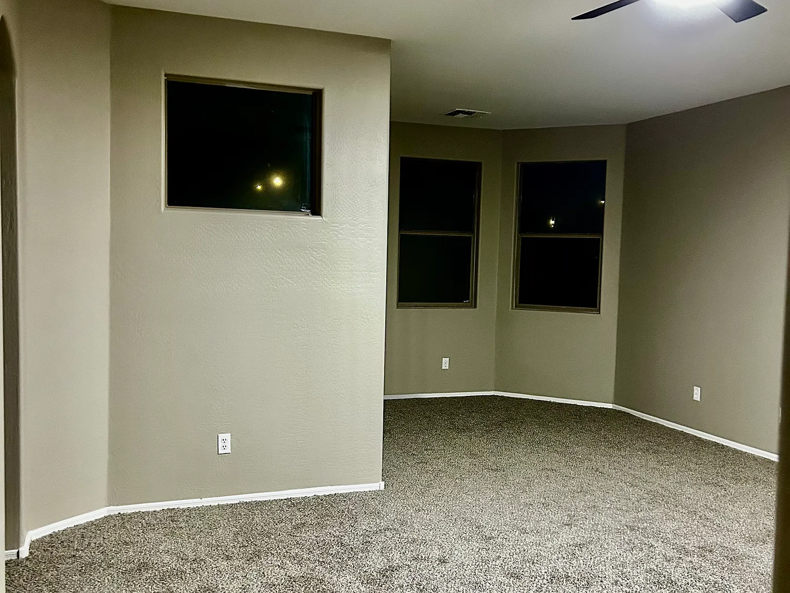 10715 E Knowles Ave — Photo 3