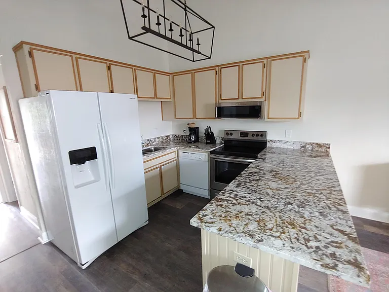 309 Hayden Rd #G — Photo 3