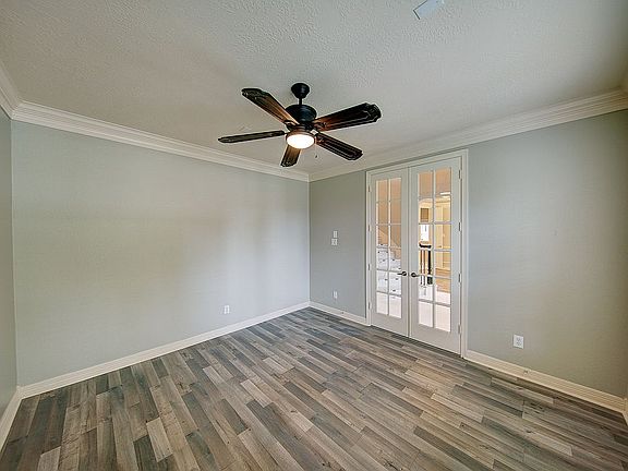 5th image of 3430 Queensburg Ln