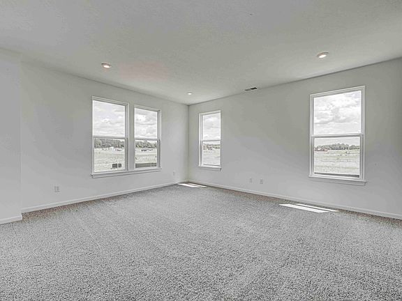 5th image of 2014 Oak Leaf Way