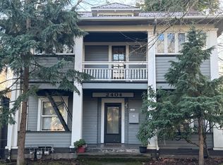 2404 NE Multnomah St APT B, Portland, OR 97232