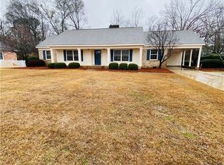 401 Sandlin Dr, Lumberton, NC 28358